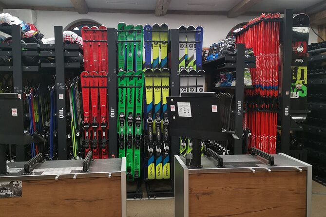 4 days Ski equipment rental in Borovets - Picking up your skis before the first morning