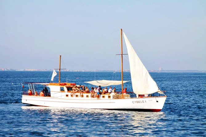 4-hour Boat Trip with Fishing, Lunch and Unlimited Drinks in Nessebar - Fishing without packing your own gear