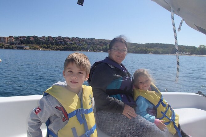 4 Hour Introduction to Sailing Experience near Sozopol - A nearby island adds purpose to the route