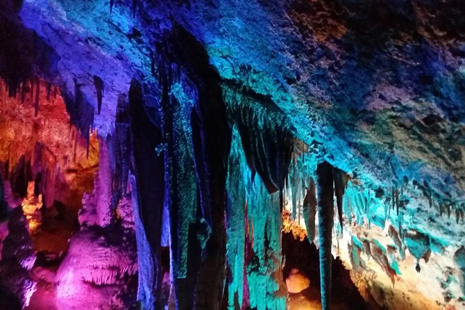 Belogradchik Full-day Tour from Sofia - Entering Venetsa Cave