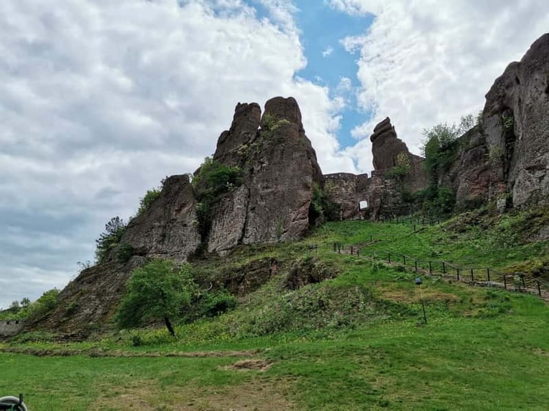 Belogradchik Rocks & Venetsa Cave Day Trip from Sofia - The nearly three-hour drive from Sofia