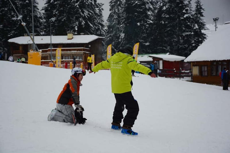 Borovets: 2-Hour Snowboard Taster Session with Instructor - Starting at Hotel Ela with the right expectations