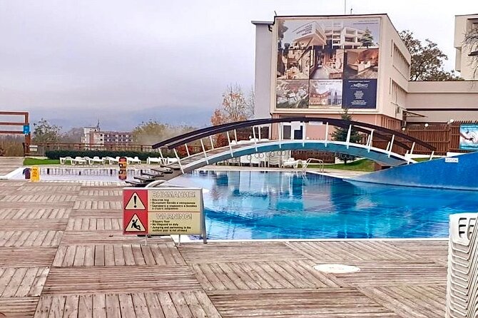 Borovets: Hot Mineral Springs - The guide and the feel of the outing