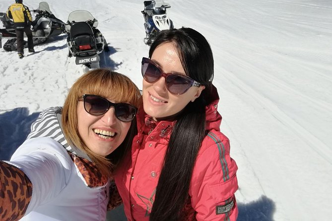 Borovets Ultimate Snowmobile Experience - Equipment, language, and meeting details