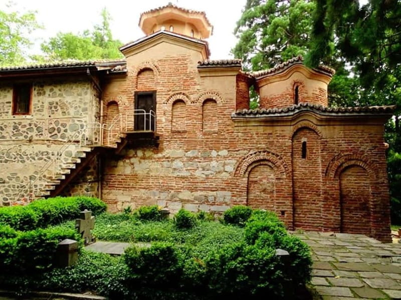 Bulgaria and Serbia Full Day Tour from Sofia - Lunch, extra fees, and what to pack
