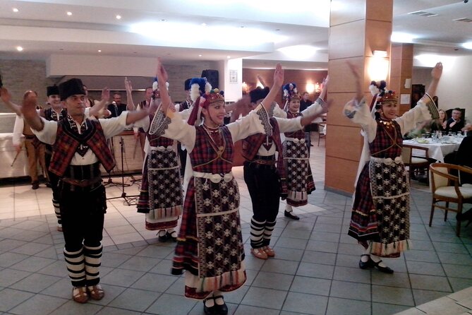 Bulgarian Dinner with Show from Nessebar and Sunny Beach - Key points at a glance