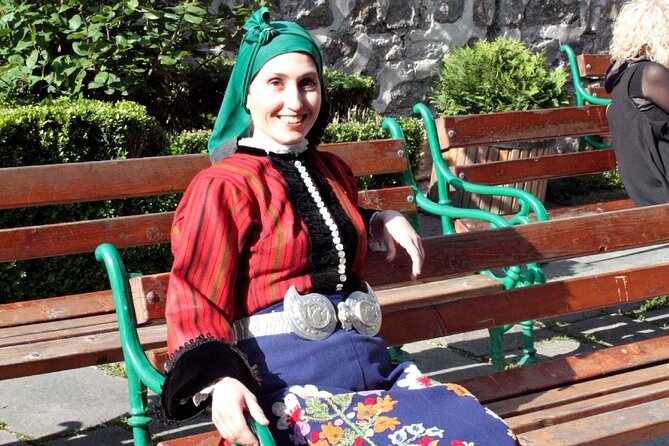 Bulgarian Dinner with Show from Nessebar and Sunny Beach - What happens at the Orizare dinner