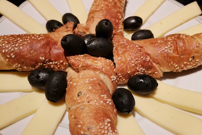 Bulgarian Prime Cuts and Wine Tour - Pairing the cuts with Bulgarian wine