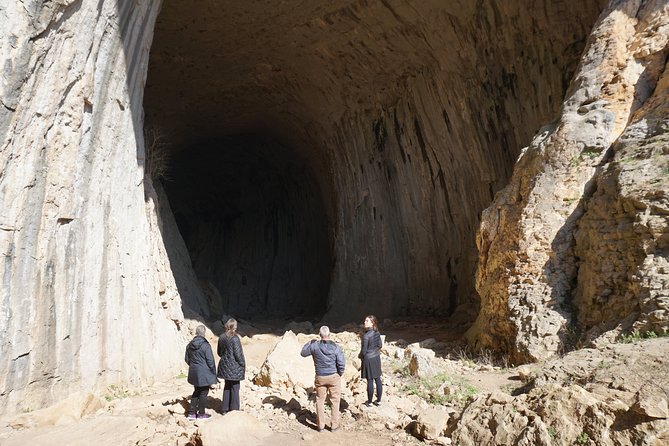 Day Tour: God's eyes cave, Saeva dupka cave & Glozehne monastery - Timing, food, and what to bring