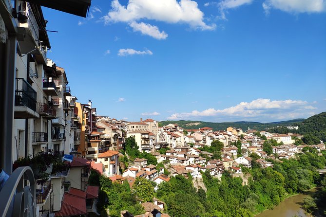 Discover Veliko Tarnovo at Your Pace: Private or Self-guided tour - Private Guide or Self-Guided Format?
