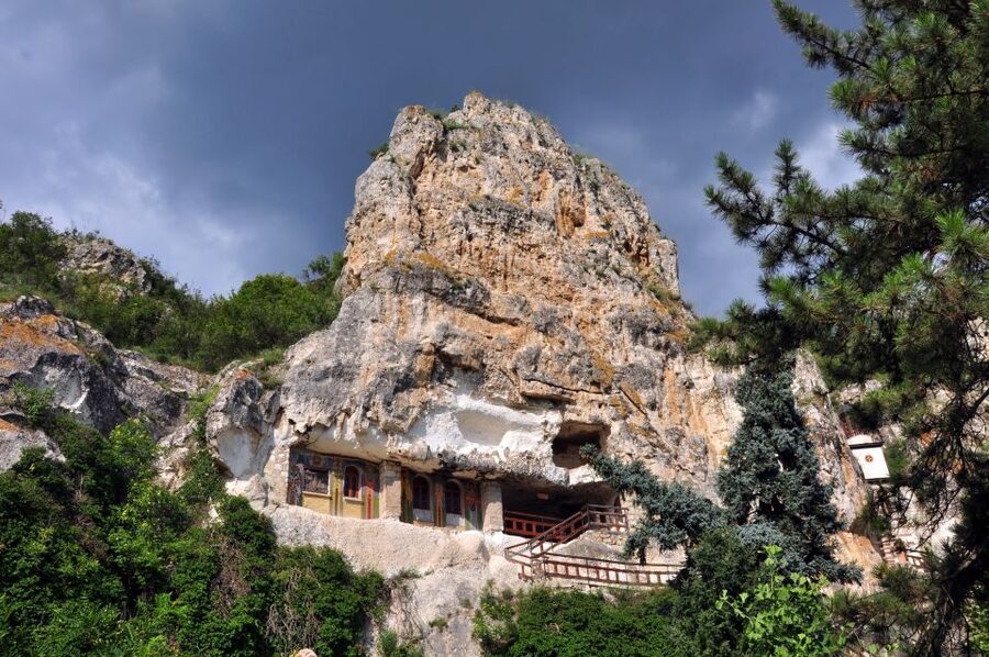 From Bucharest: Full-Day Trip to Bulgaria - Key points at a glance