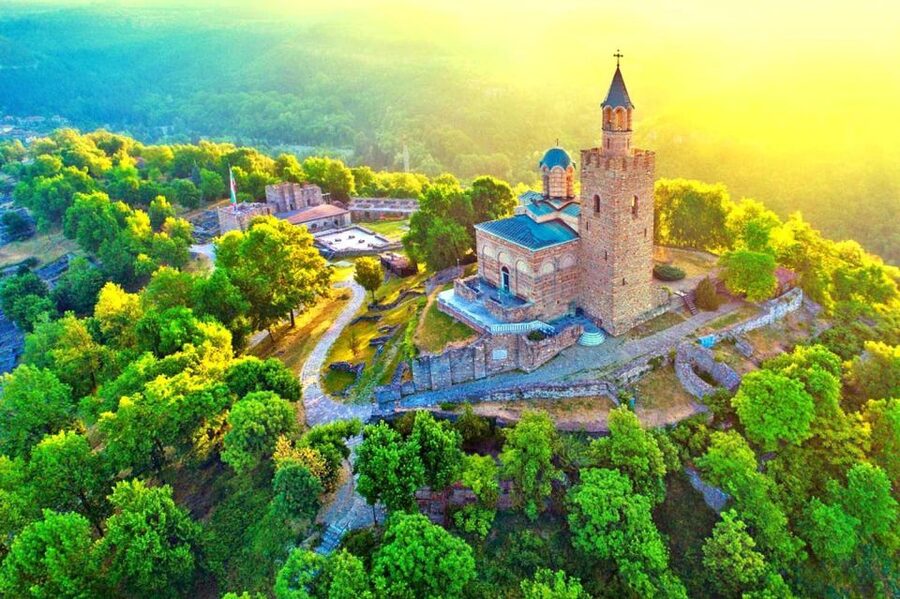 From Bucharest: Full-Day Trip to Bulgaria - Why Veliko Tarnovo makes this day trip worthwhile