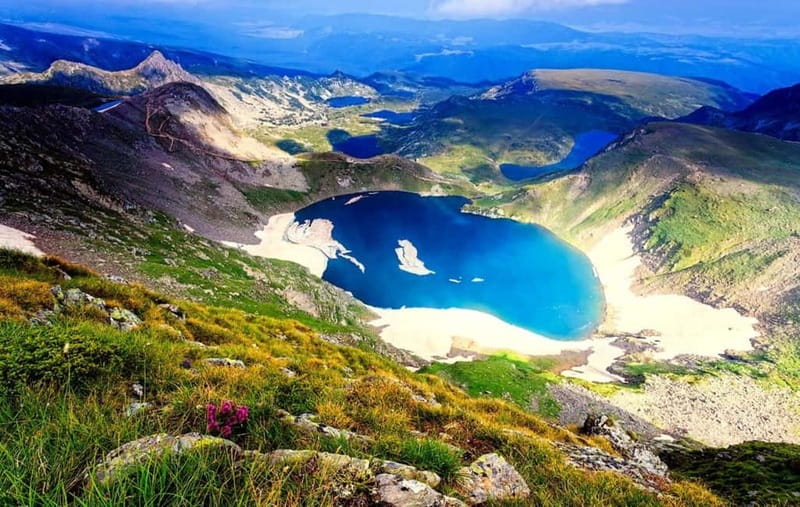 From Sofia: 7 Rila Lakes and Rila Monastery Extended Trip - Why combine the lakes and monastery in one day?