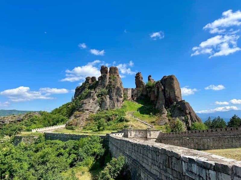 From Sofia: Belogradchik Fortress & Venetsa Cave 12 hrs Tour - How the 12-hour schedule feels in practice