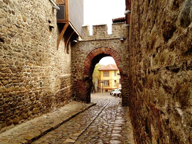 From Sofia: Plovdiv with audio guide + free pick-up - The ancient Amphitheatre and Roman Forum