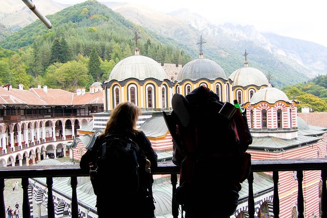 From Sofia: Rila Monastery and Melnik Small Group Tour - Photographing the strange Melnik Pyramids
