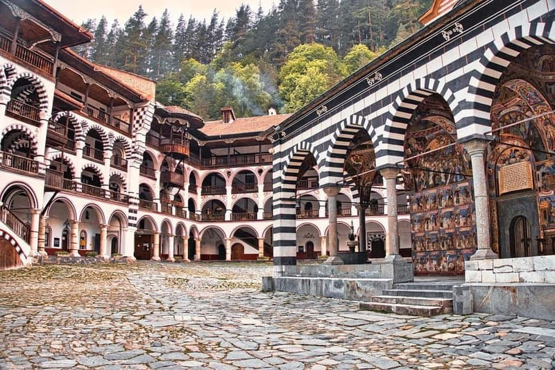 From Sofia: The Seven Rila Lakes & Rila Monastery Day Tour - Why the Seven Rila Lakes are worth the effort