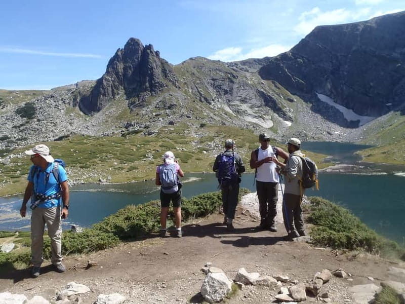 From Sofia: The Seven Rila Lakes & Rila Monastery Day Tour - Guided or self-guided: choosing the right format