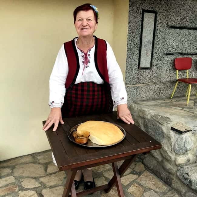 Gorno Draglishte: Local Folklore Experience w/ Food Tasting - Putting on the folk costume