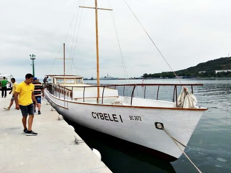 Nessebar: 4-Hour Boat Tour incl. Fishing, Lunch & Drinks - Is $104 good value?