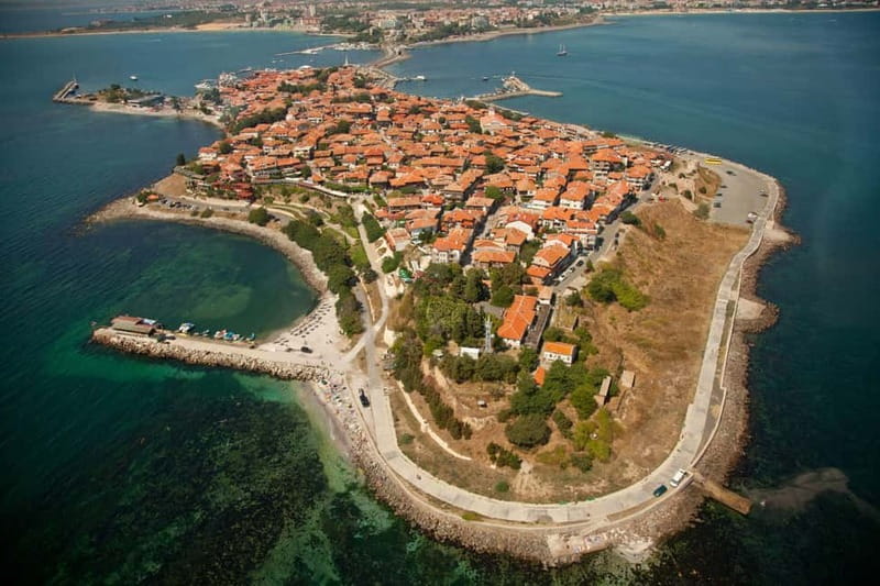 Nessebar: Guided Tour in English with Wine Tasting - Two hours at the local winery