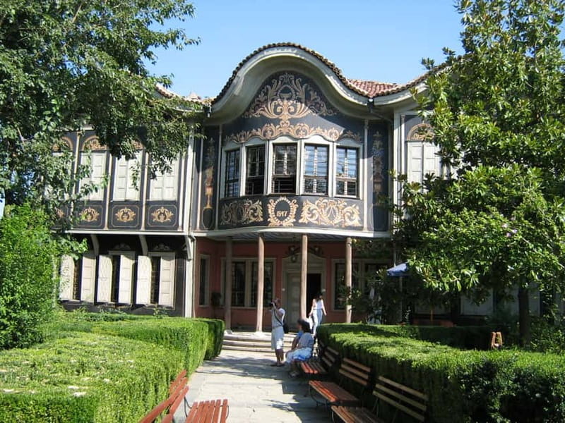 Plovdiv: 2-Hour Sightseeing Walking Tour - Descending to the Roman Stadium