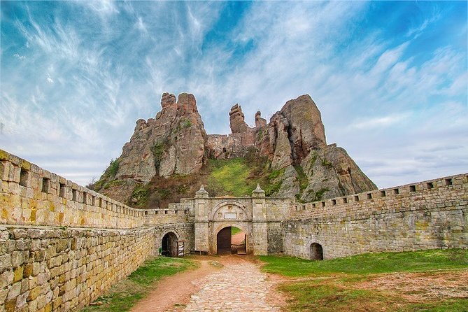 Private Day Trip to the Belogradchik Rocks and Fortress - Seeing the Rocks Up Close