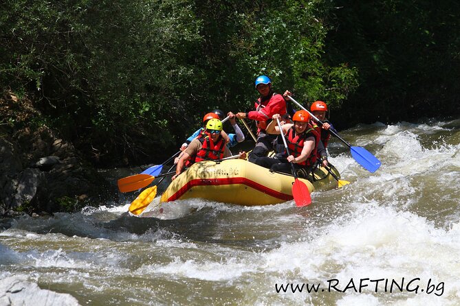 Rafting on Struma River - The safety briefing and equipment check