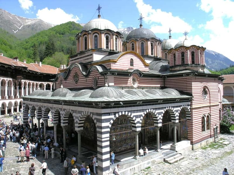 Rila Monastery Super Saver: 3 Stops + Free Pickup - The road from Sofia to Rila Monastery