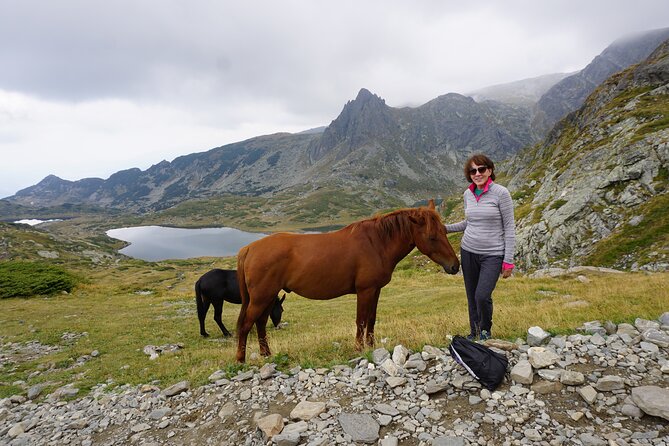 Seven Rila lakes-Snowshoeing with Waterfall and Hot Mineral pools - Key points to know before you book