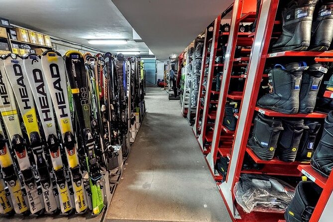 Ski and Snowboard equipment rental in Bansko - Starting at Ski and Board Traventuria in Bansko