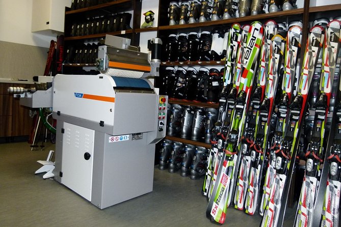 Ski and Snowboard Equipment servicing in Bansko - The overnight drop-off is the clever part
