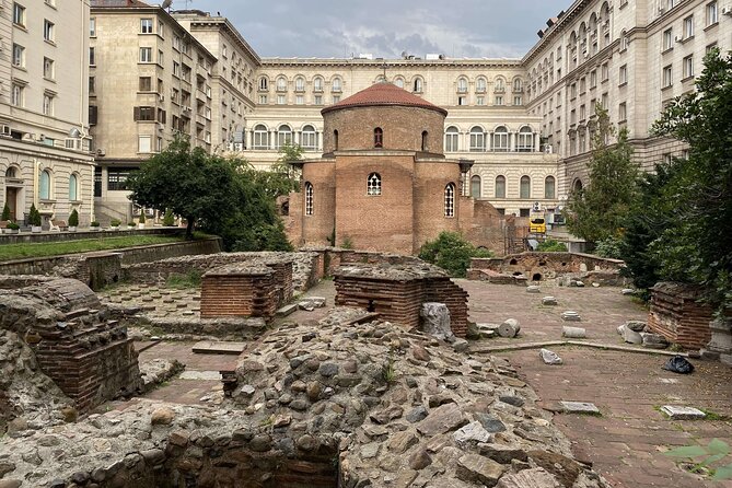 Sofia Audio guide Tour offers available in 7 languages - How the circular route works