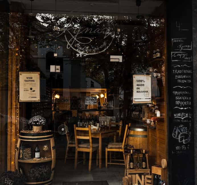 Sofia: Guided Tasting of Local Wines and Cheeses - Five wines, two cheeses, and a useful tasting lesson