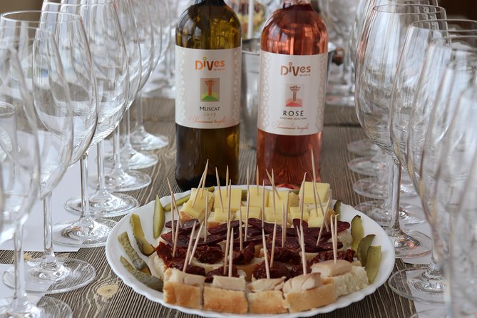 Special History And Wine Tour including Wine Tasting - Who will enjoy this experience most