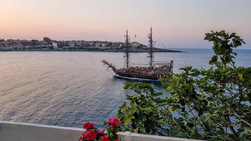 Sunny Beach: Sozopol Old Town, Ravadinovo Castle & Boat Tour - Sozopol is the reason to take this trip