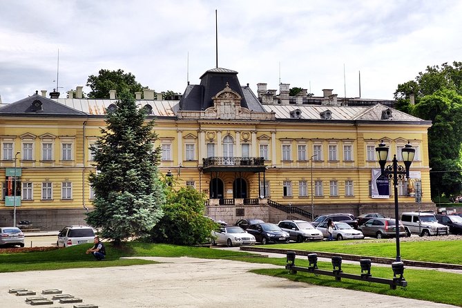 The Most Affordable Private Sofia Walking Tour - Vitosha Boulevard, Central Hall, and the mineral springs