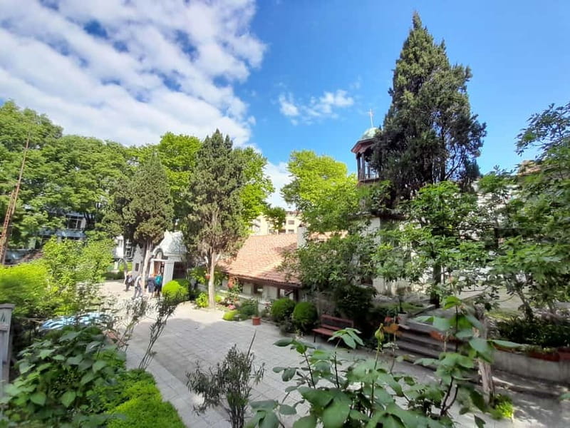 Varna: Guided VIP Tour - Magic Spring Complex and the taste of local water