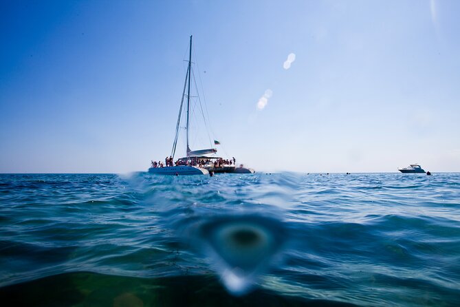 VIP Catamaran 4 hour Activity with Snorkeling in Bulgaria - Lunch on board after the swim